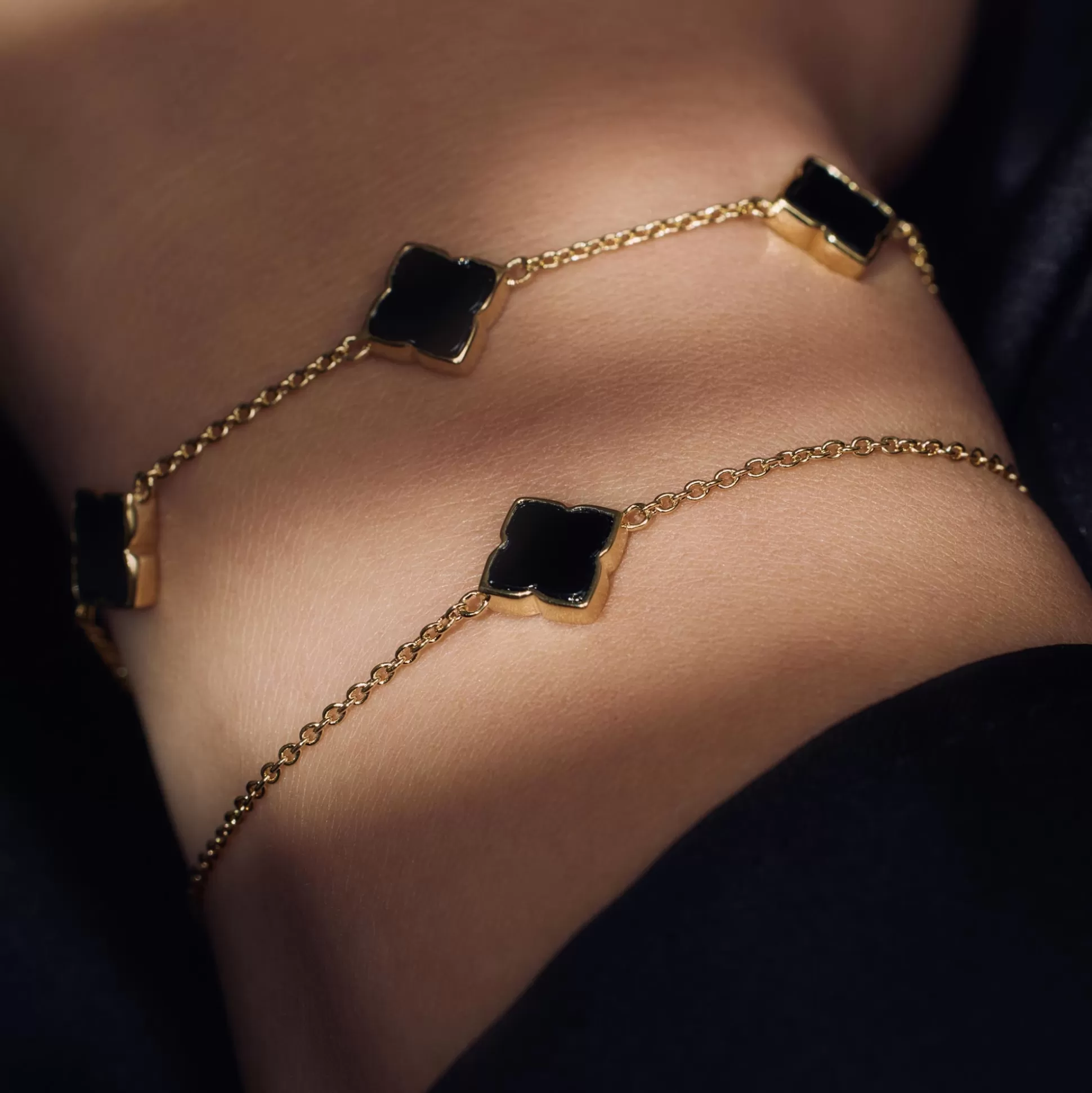 Cheap Brioso Cortona Giulia Bracciale In Argento Sterling 925 Placcato Oro Con Onice Nero Bracciali