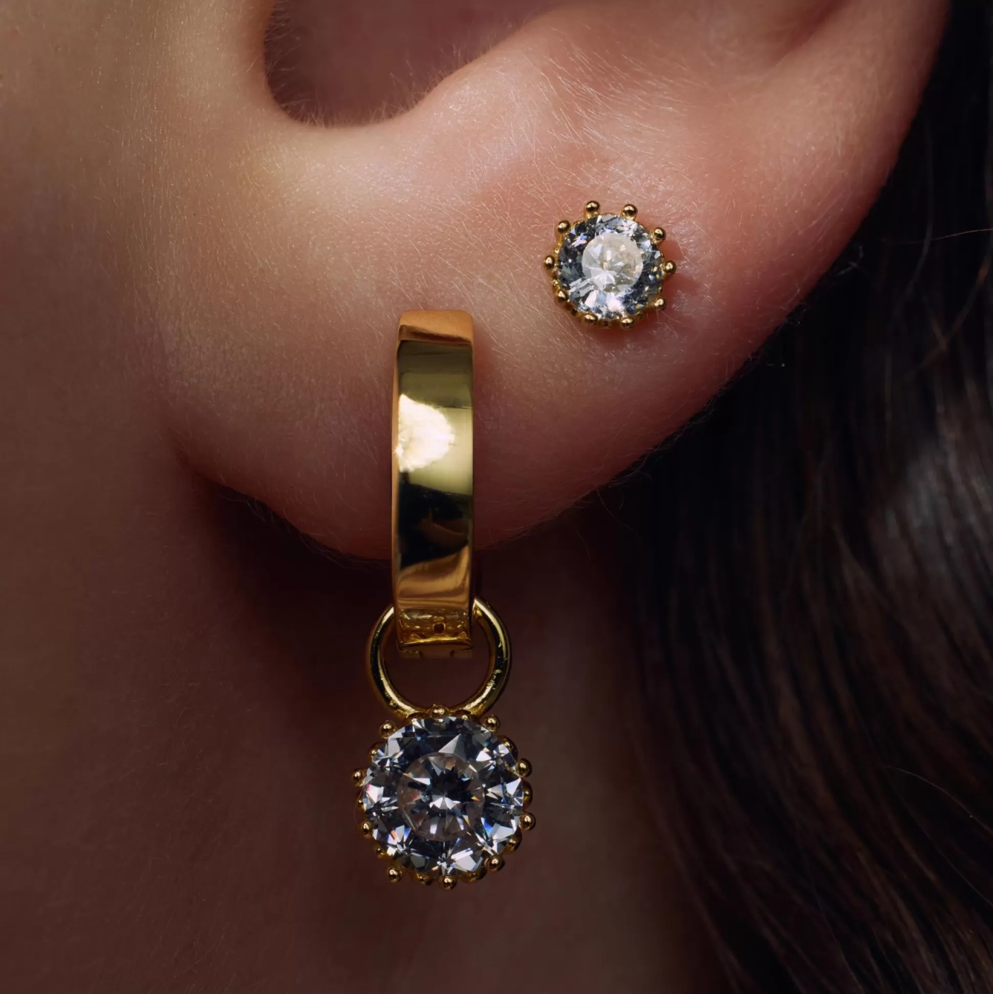 Hot Sorprendimi Set Orecchini In Argento Sterling 925 Placcato Oro Con Pietre Zircone Orecchini A Bottone